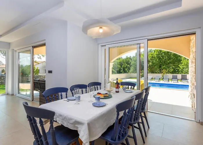 Lovely In Sveti Viddobrinjski With Wifi Casa vacanze