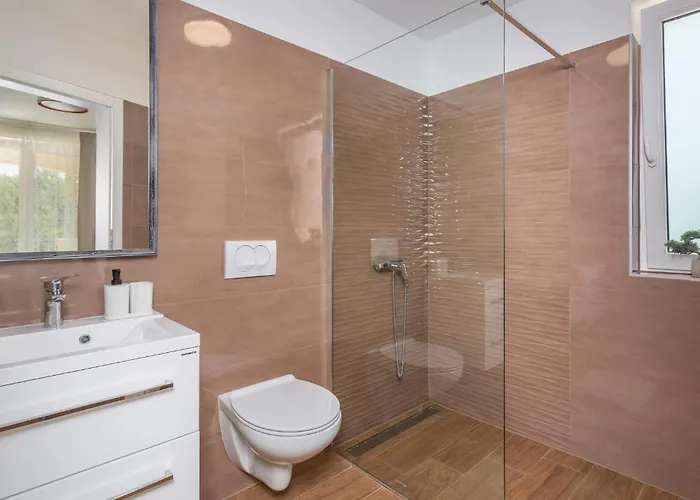 Lovely In Sveti Viddobrinjski With Wifi Ferienhaus Gostinjac