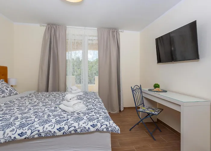 Lovely In Sveti Viddobrinjski With Wifi Gostinjac