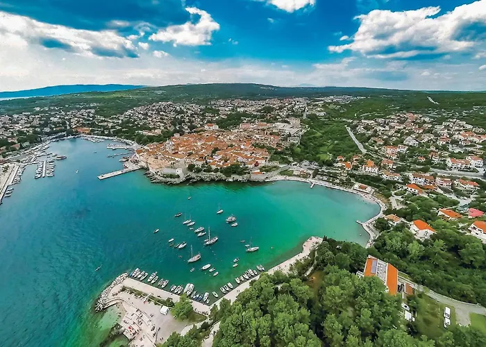 Lovely In Sveti Viddobrinjski With Wifi