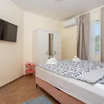Tatil Evi Lovely In Sveti Viddobrinjski With Wifi Gostinjac